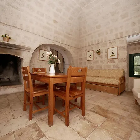 Casa di campagna Masseria Maccarone *